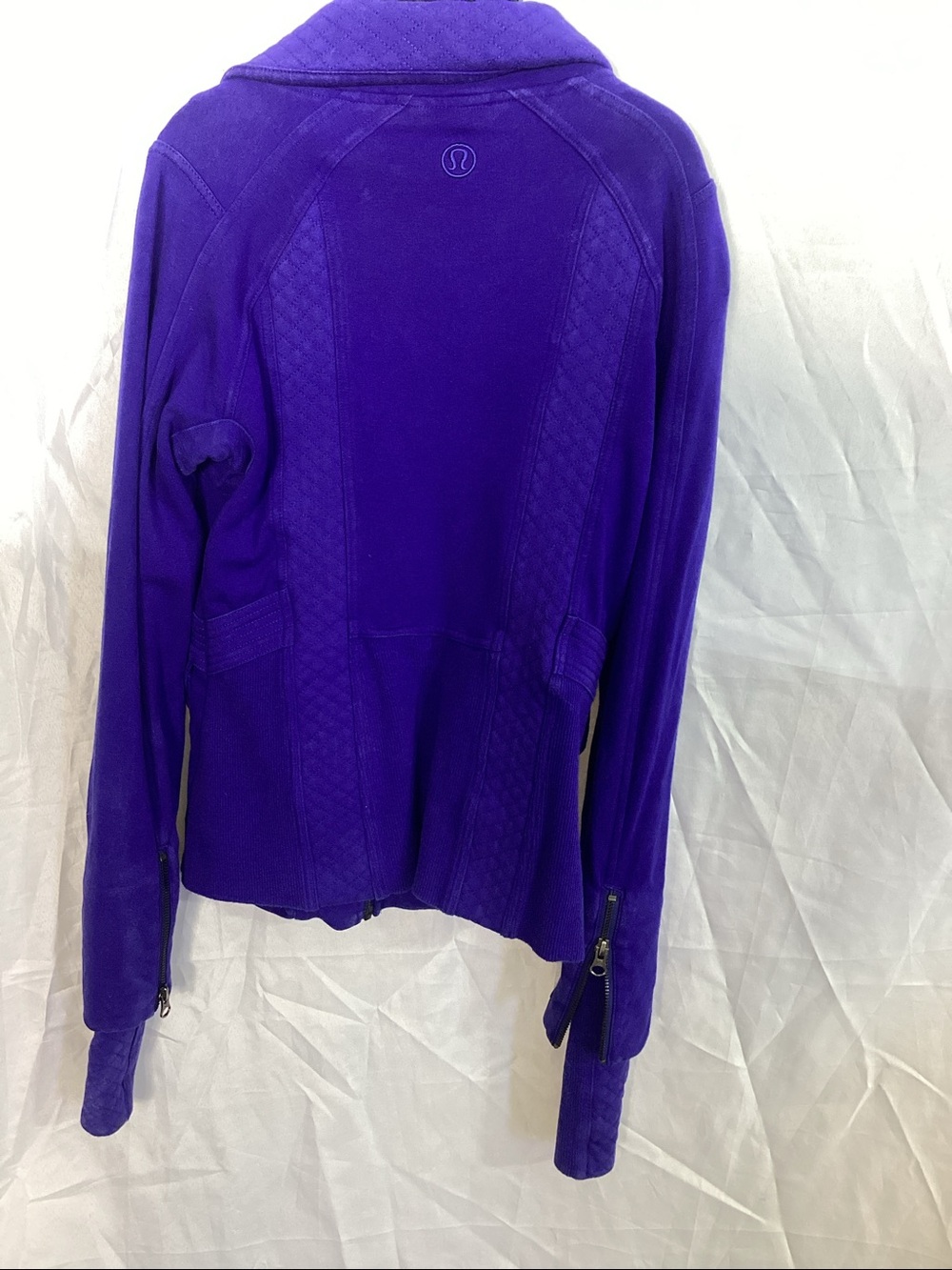 Lululemon jacket - Picture 8 of 13